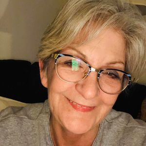 Meet your Posher, Virginia